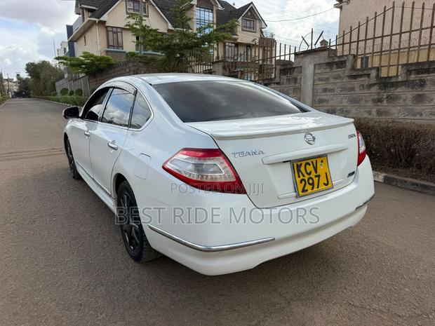 Nissan Teana 2012 White