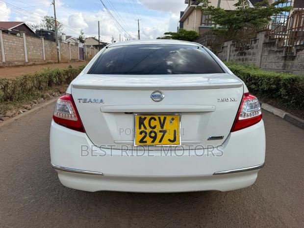 Nissan Teana 2012 White