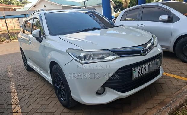 Toyota Corolla Fielder 2016 White