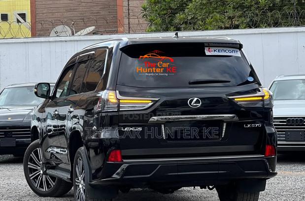 Lexus LX 2019