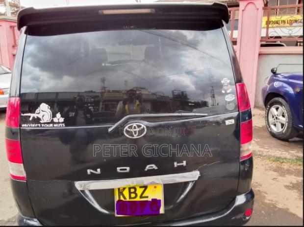 Toyota Noah 2007 Black