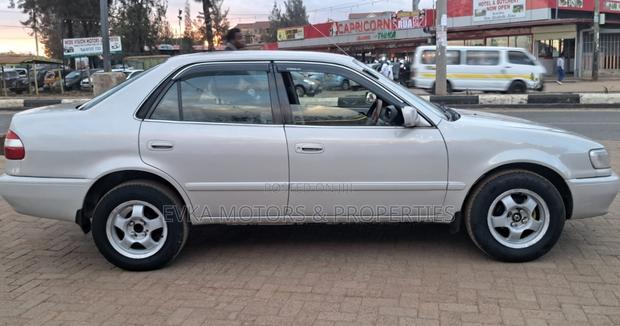 Toyota Corolla 1998 Gray