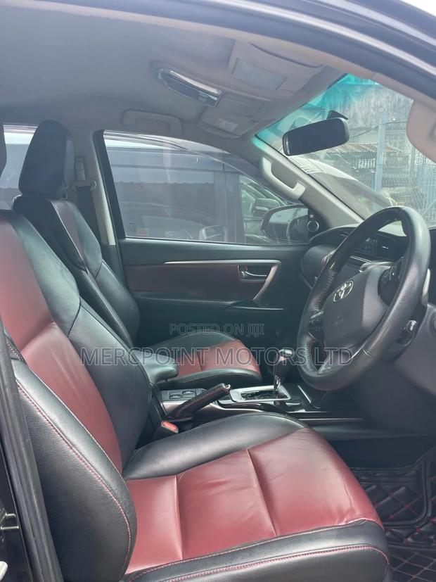 Toyota Fortuner 2019 Matt Black