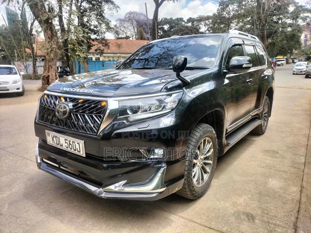 Toyota Land Cruiser Prado 2018 Black