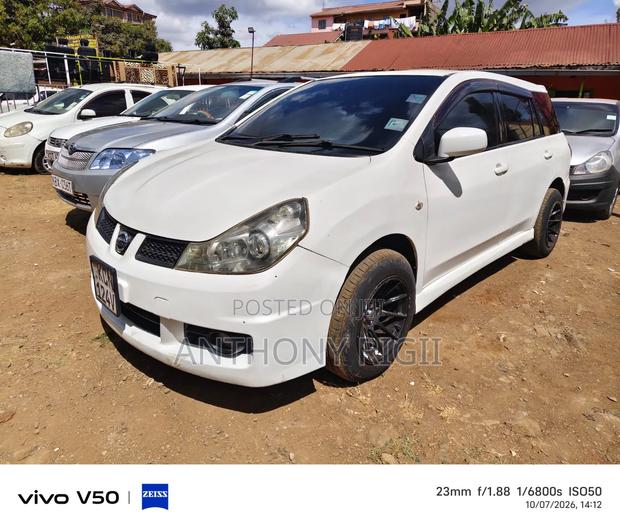 Nissan Wingroad 2011 White