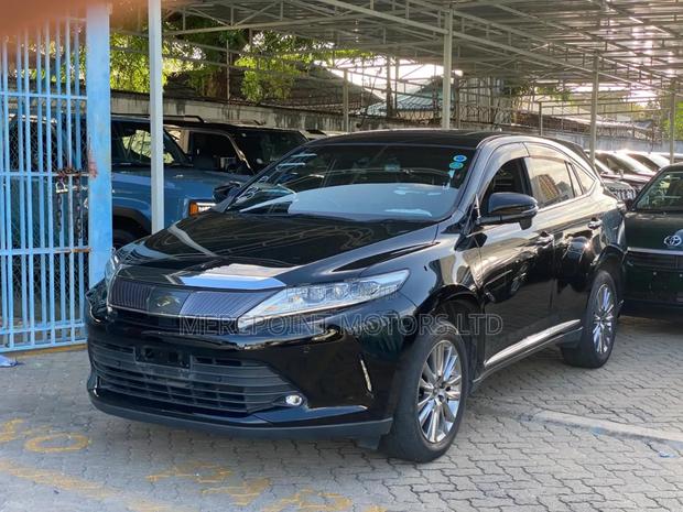 Toyota Harrier 2.0 4WD 2019 Black