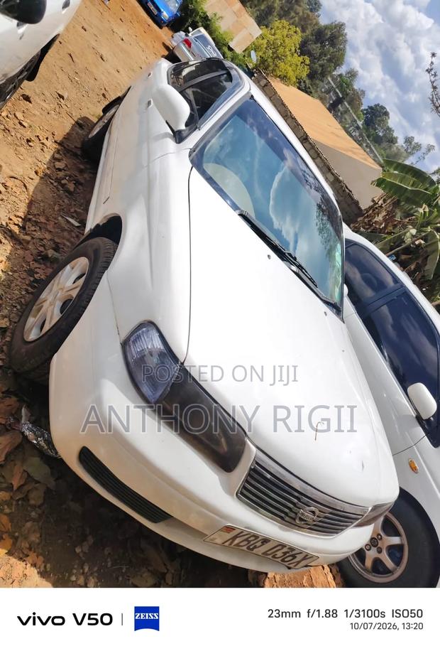 Nissan Sunny 2005 White