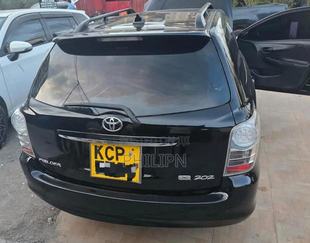 Toyota Corolla Fielder 2012 Black