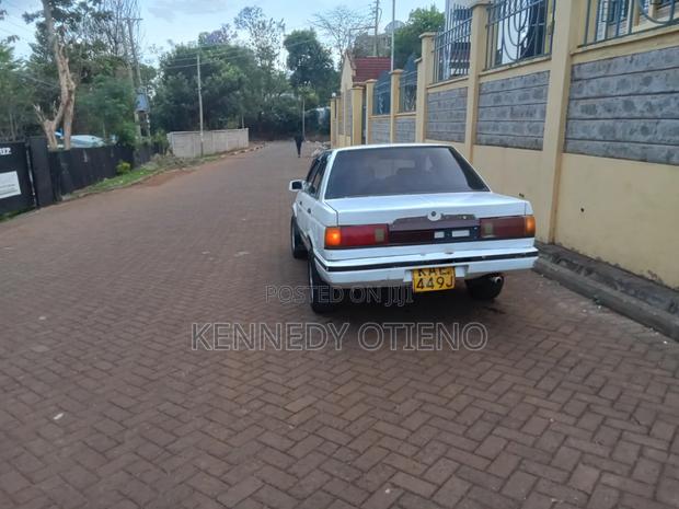 Nissan Sunny 1995 White