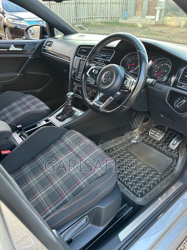 Volkswagen Golf 2015 Gray