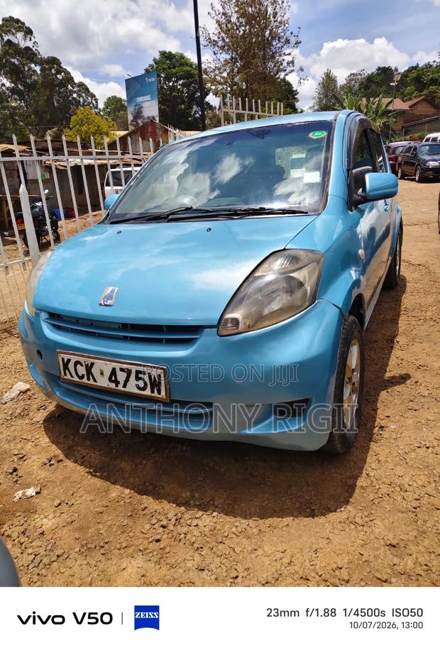 Toyota Passo 1.0 FWD 2010 Blue