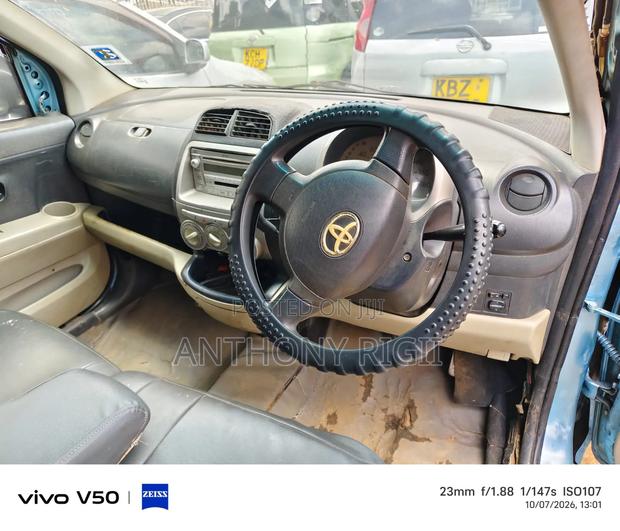 Toyota Passo 1.0 FWD 2010 Blue