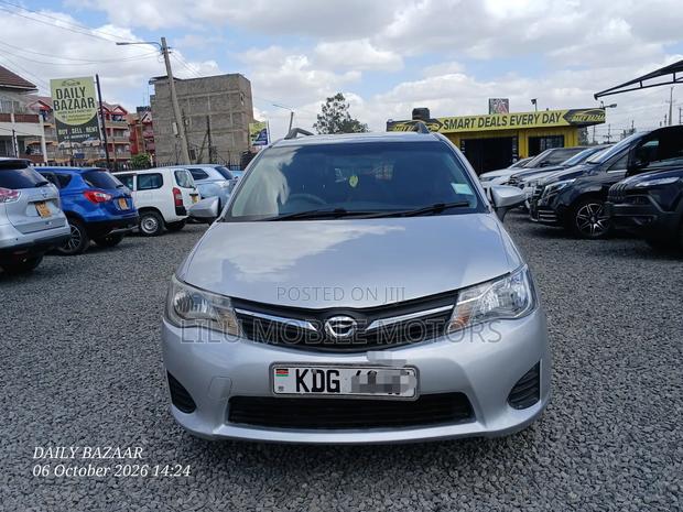 Toyota Corolla Fielder 2014 Gray