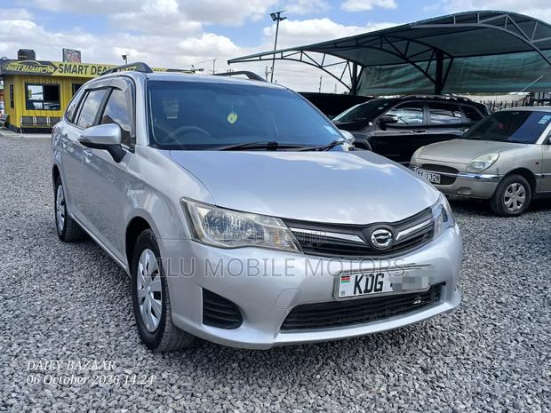 Toyota Corolla Fielder 2014 Gray