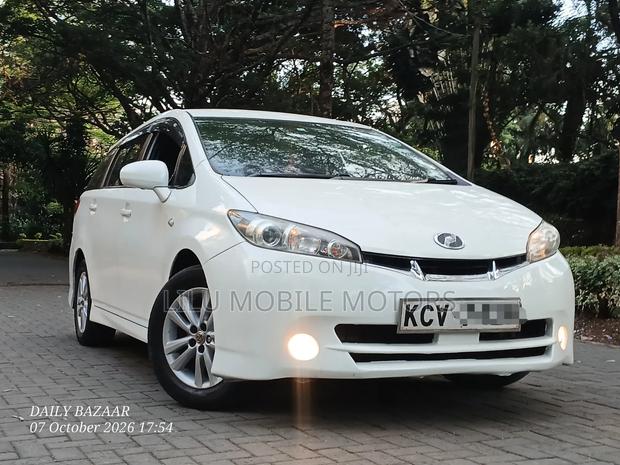 Toyota Wish 2012 White