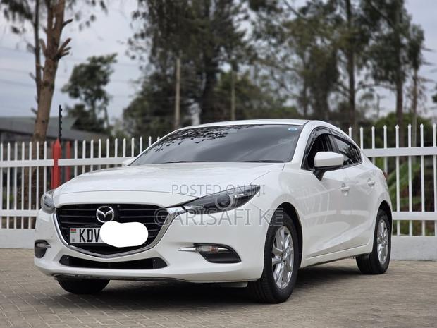 Mazda Axela 2018 White