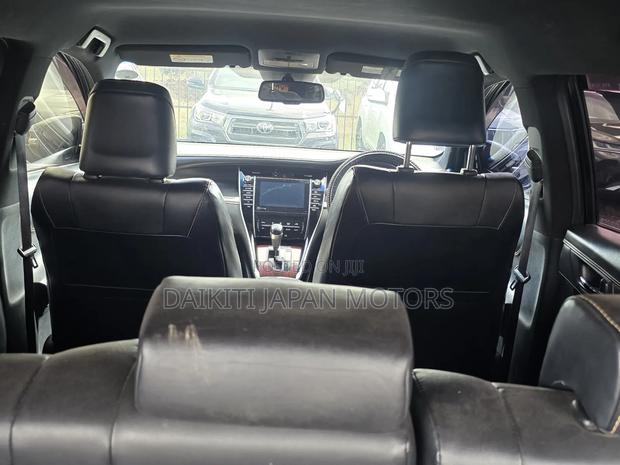 Toyota Harrier 2.0 4WD 2014 Black