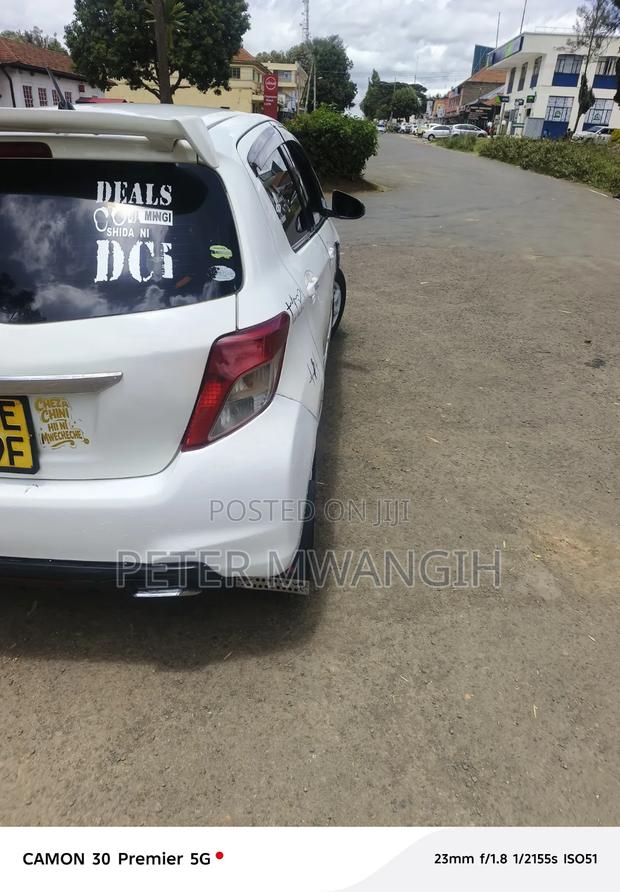 Toyota Vitz 2014 White
