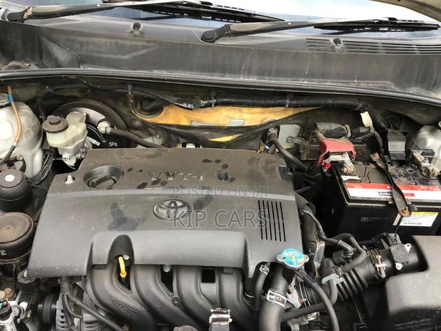 Toyota Probox 1.5 DX Comfort 2WD 2015 White