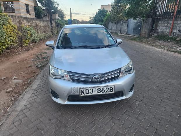 Toyota Axio 1.5 X 2WD 2015 Silver