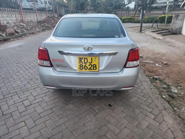 Toyota Axio 1.5 X 2WD 2015 Silver