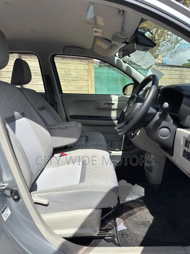 Daihatsu Boon 2021 Silver
