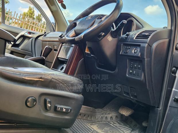Toyota Land Cruiser Prado 2.8 D-4D 2015 Gray