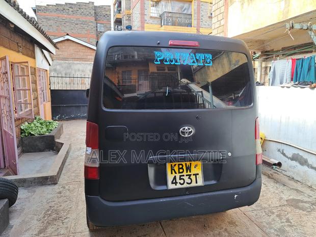Toyota TownAce 2010 Black