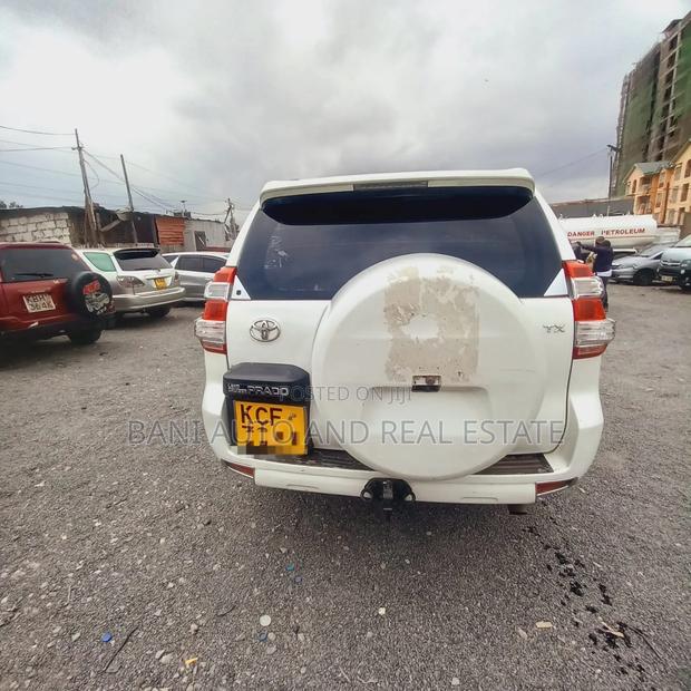 Toyota Land Cruiser 2015 White