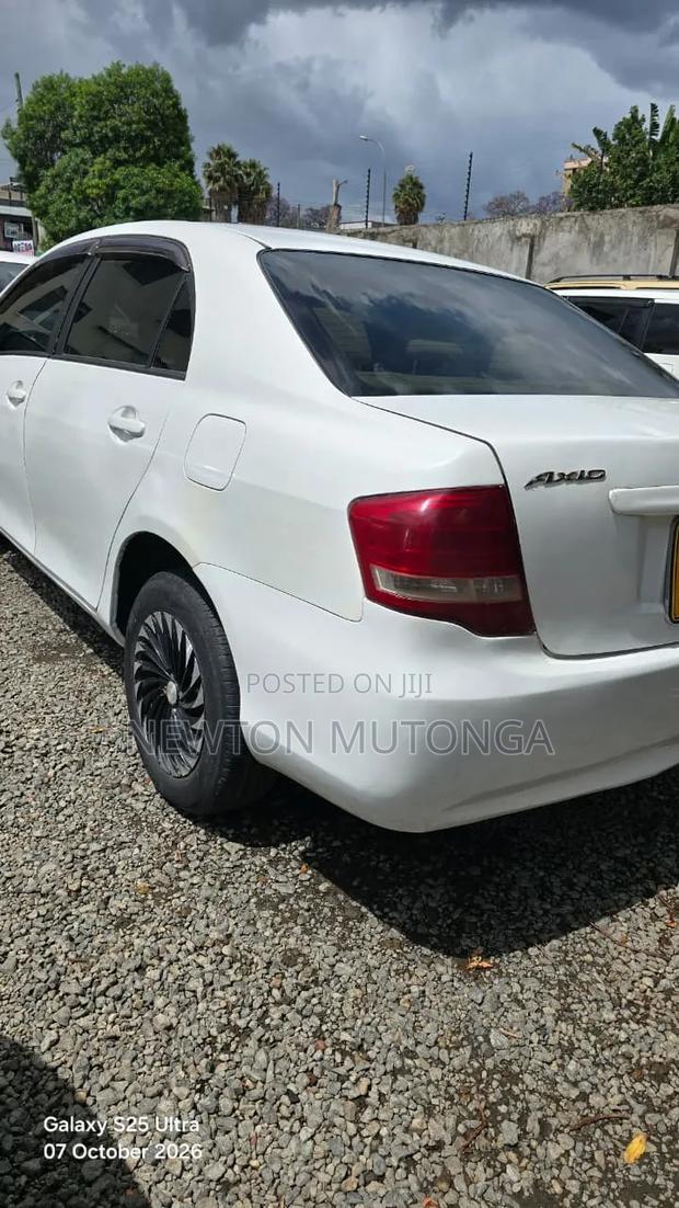 Toyota Axio 1.5 X 2WD 2015 White