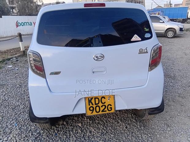 Daihatsu Mira 2014 Blue