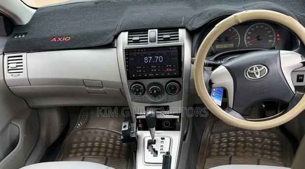 Toyota Axio 1.5 X 2WD 2012 Silver