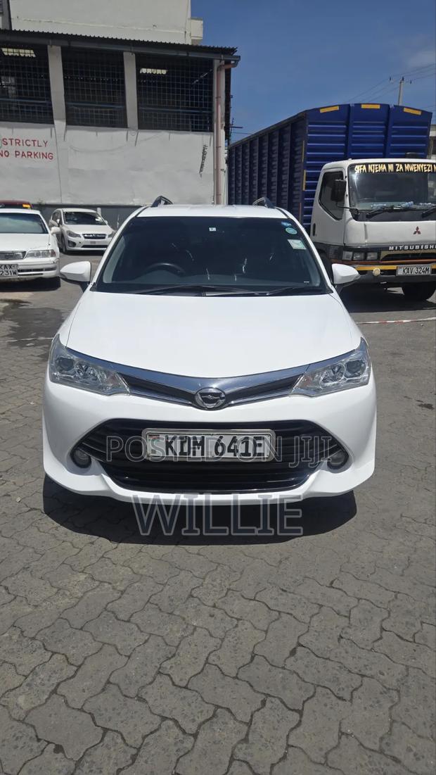 Toyota Corolla Fielder 2016 White