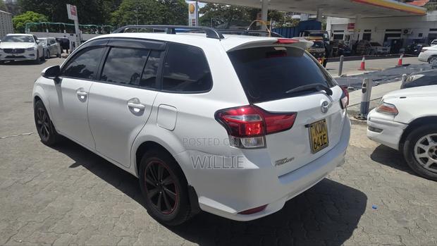 Toyota Corolla Fielder 2016 White