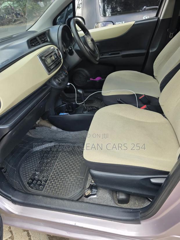 Toyota Vitz 2012