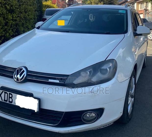Volkswagen Golf Variant 2013 White