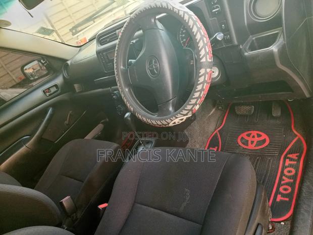Toyota Probox 2015 Silver