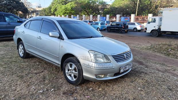 Toyota Premio 2004 Silver