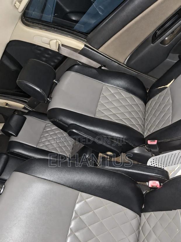Toyota Wish 2007 Gold