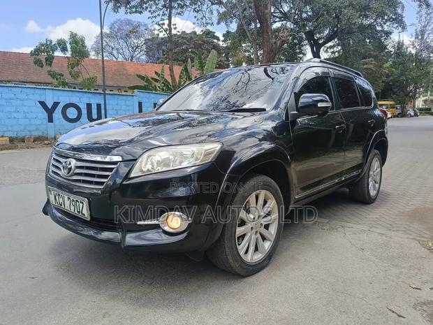 Toyota Vanguard 2013 Black