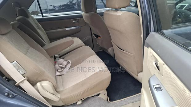 Toyota Fortuner 3.0 D AWD 2013 Gray