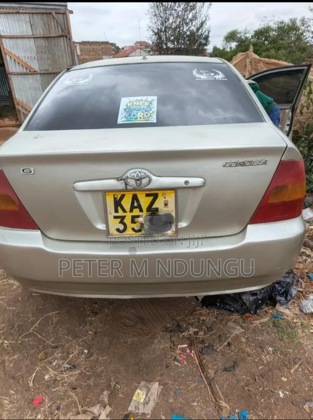 Toyota Corolla 2000 Silver