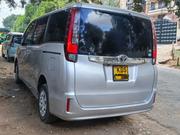 Toyota Noah 2.0 FWD (8 Seater) 2017 Silver for sale