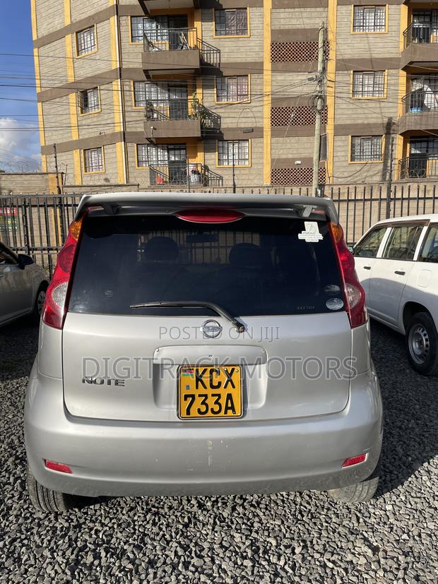 Nissan Note 2012 Silver