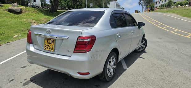 Toyota Axio 1.5 X 2WD 2016 Silver