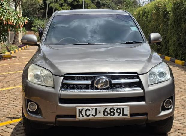 Toyota RAV4 2009