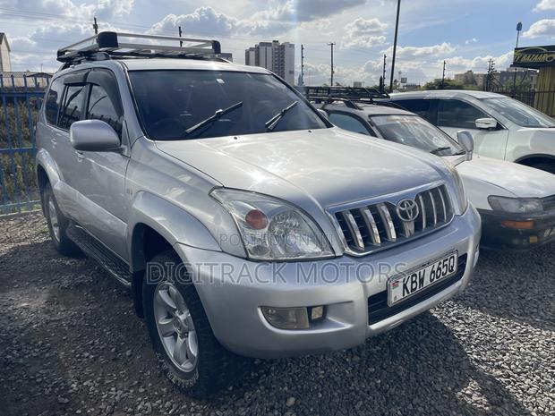 Toyota Land Cruiser Prado 3.0 D-4D 5dr 2005 Silver