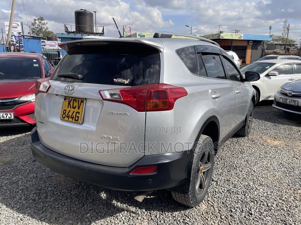 Toyota RAV4 2013 Silver