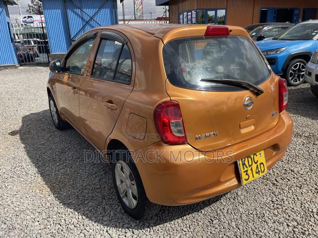 Nissan March 1.2 FWD 2014 Orange