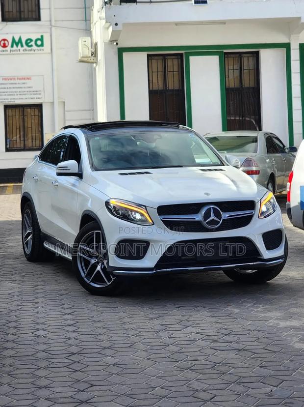 Mercedes-Benz GLE-Class GLE 350d 4MATIC 2019 Pearl